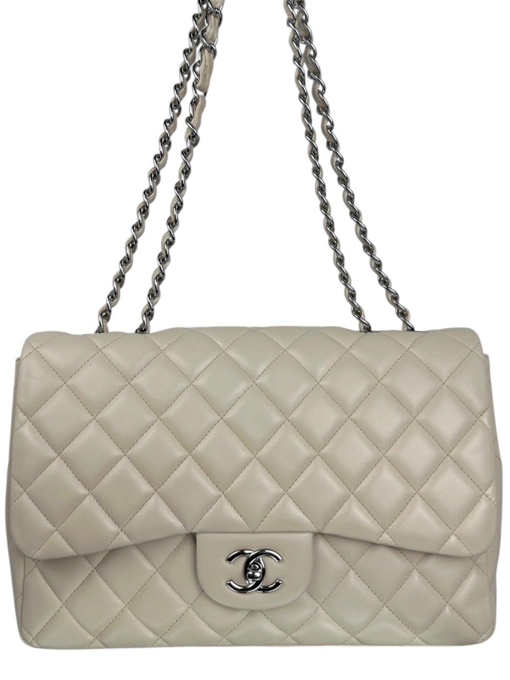 🦋CHANEL JUMBO Classic Flap Bag Quilted Lambskin SHW